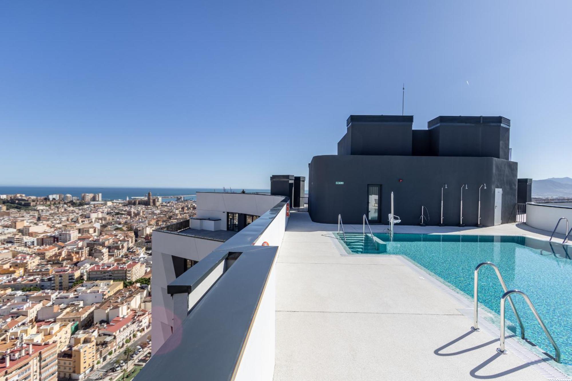 Malaga Skyline 1 Pool & Parking Free Apartment ภายนอก รูปภาพ